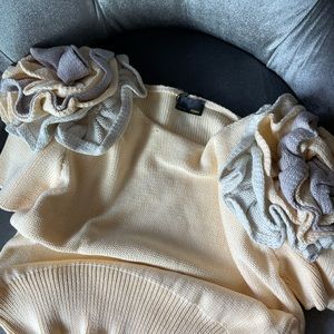 Brand New FENDI shoulder detail top 100% cotton